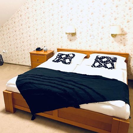 Hotel Pošta Sobotka Buitenkant foto